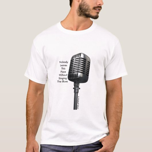 Niemand verlaat deze plek... - Een MisterP Shirt (Voorkant)