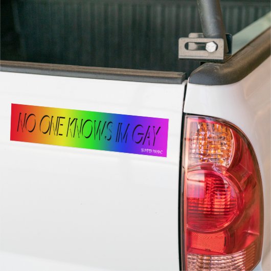Niemand weet dat ik homo ben bumpersticker (Op Truck)