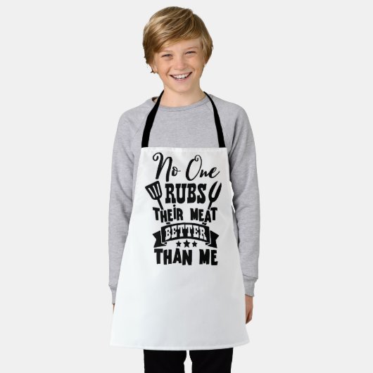Niemand wrijft daar vlees beter dan ik schort (Gedragen)
