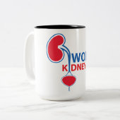 Niergezondheid voor iedereen overal. Mok (Voorkant links)