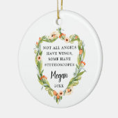 Niet alle Engelen hebben vleugels... sommige hebbe Keramisch Ornament (Links)