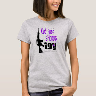 Niet alleen een jongens speelgoed- paars t-shirt