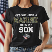 Niet alleen een marinier, hij is mijn zoon militai t-shirt