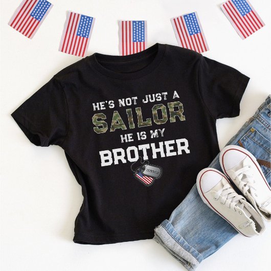 Niet alleen een matroos mijn broertje marinehond L T-shirt