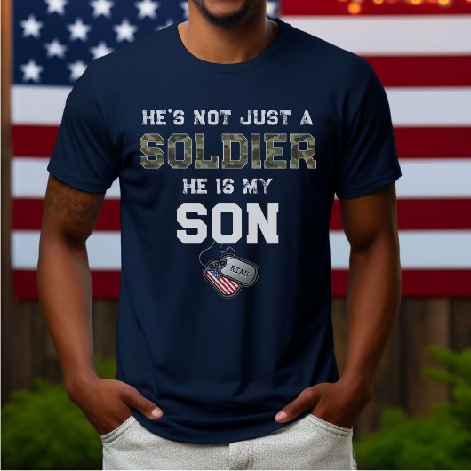 Niet alleen een soldaat, mijn zoon leger militaire t-shirt