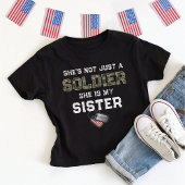 Niet alleen een soldaat, mijn zuster Military Army T-shirt