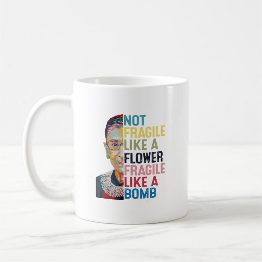 Niet als een bloem, maar als een bomwand. koffiemok (Links)