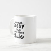 Niet bazig, ik heb leiderschapsvaardigheden, grapp koffiemok (Voorkant links)