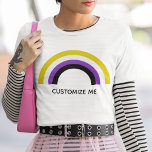 Niet-Binaire Regenboog niet-Binaire Pride Vlag T-shirt<br><div class="desc">De niet binaire kleuren van geel,  wit,  paars,  en zwart creëer een koele regenboog op dit gepersonaliseerde niet-binaire t-shirt. Ze zijn trots op een niet-binaire vriend in de seksespecifieke gemeenschap die geslachtsvloeistof is.</div>