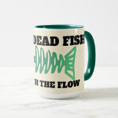 Niet-Conformist - die niet met de stroom Mok gaat (Voorkant rechts)