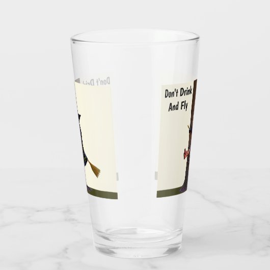 Niet Drinken en vliegen glas tumbler (Rechts)