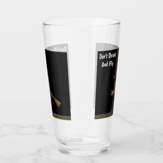 Niet Drinken en vliegen glas tumbler (Rechts)