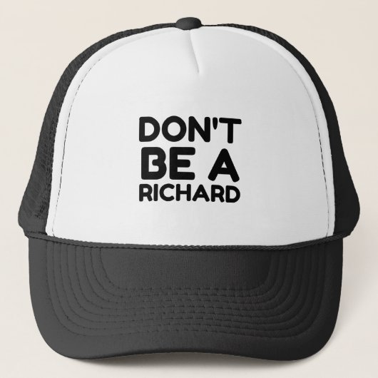 NIET EEN RICHARD ZIJN TRUCKER PET (Voorkant)