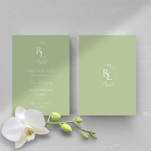 Niet-foto Mintgroene Monogram Save the Date Aankondiging