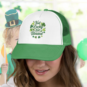 Niet Gelukkig, Alleen Gezegend Katholieke St. Patr Trucker Pet