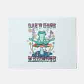 "Niet haten, mediteren" | Vreedzame kikker en bloe Deurmat (Voorkant)