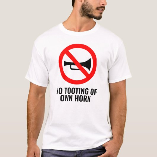 Niet helemaal het teken: geen tand van de eigen ho t-shirt (Voorkant)