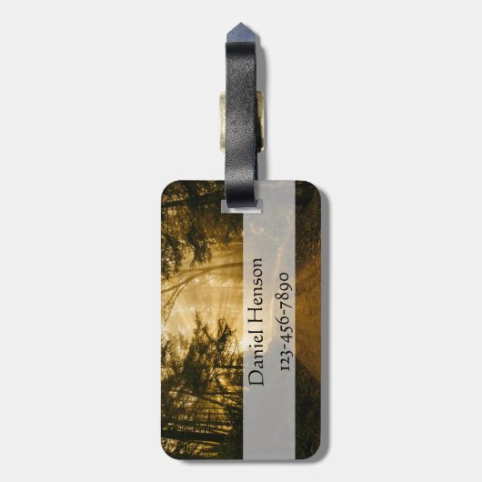 Niet iedereen die de wand kwijt is | Adventure-rei Bagagelabel (Achterkant verticaal)