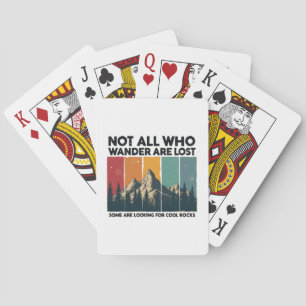 Niet iedereen die de wand kwijt is sommigen zoeken pokerkaarten