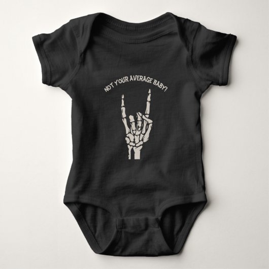 Niet je gemiddelde Baby rocker Romper (Voorkant)