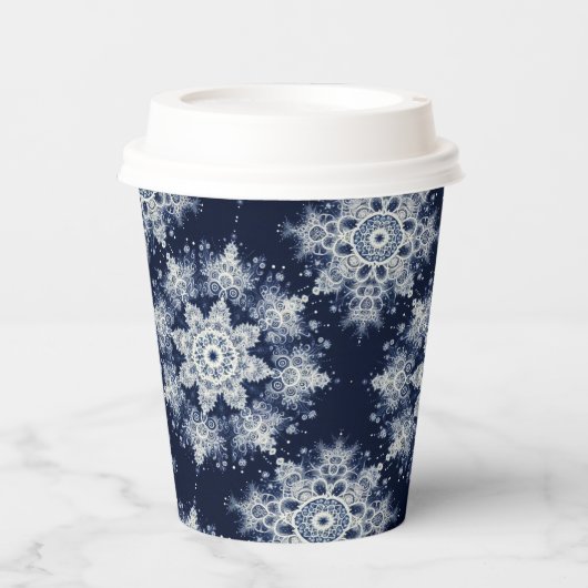 Niet je gewone sneeuwvlokken III Papieren Bekers (Voorkant)