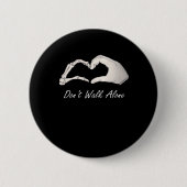 Niet lopen - White Classic - Skeleton Hands Hearts Ronde Button 5,7 Cm (Voorkant)