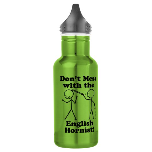 Niet met de Engelse hornist. Waterfles (Links)