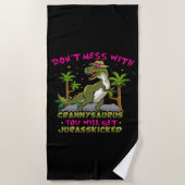Niet met Grannysaurus Beach Towel. Strandlaken (Voorkant)