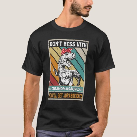 Niet met grootmasaurus... je krijgt Jurasskic. T-shirt (Voorkant)