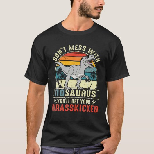 Niet met Tiosaurus... je krijgt Jurasskip T-shirt (Voorkant)