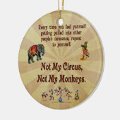 Niet mijn apen, niet mijn Circus Keramisch Ornament (Links)