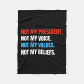 Niet mijn President, niet mijn stem, niet mijn waa Fleece Deken (Voorkant)