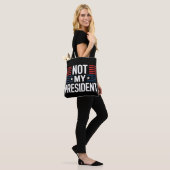 Niet mijn President Tote Bag (Op model)