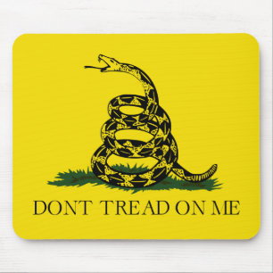 Niet op me laken met Gadsden American Flag Muismat