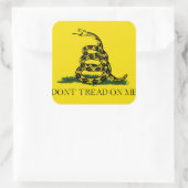 Niet op me laken met Gadsden American Flag Vierkante Sticker (Tas)