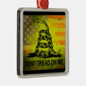 Niet op me lezen met de Amerikaanse vlag Gadsden Metalen Ornament (Rechts)