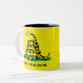 NIET OP MIJ BEHANDELEN TWEEKLEURIGE KOFFIEMOK (Voorkant links)