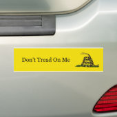 Niet op mij slaan bumpersticker (Op auto)