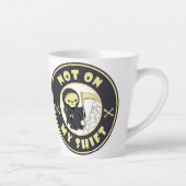 Niet op mijn shift Grim Reaper Halloween quote Latte Mok (Rechts)