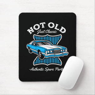Niet oud, gewoon klassiek retro autodesign muismat