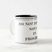 Niet storen - Novel in ontwikkeling Tweekleurige Koffiemok (Voorkant links)