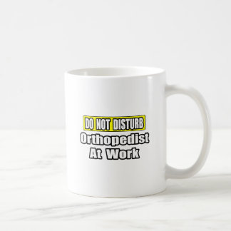 Niet storen...Orthopedist op het werk Koffiemok