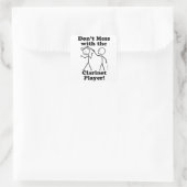 Niet te veel met de Clarinet Player Vierkante Sticker (Tas)