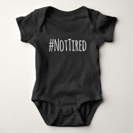Niet-vermoeide hashtag-baby romper