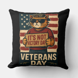 Niet Victory Day Bold Cat - Veterans Day Design Kussen