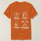 Niets beslaat Ax Throwing Rock Paper Scissors Fun T-shirt (Design voorkant)