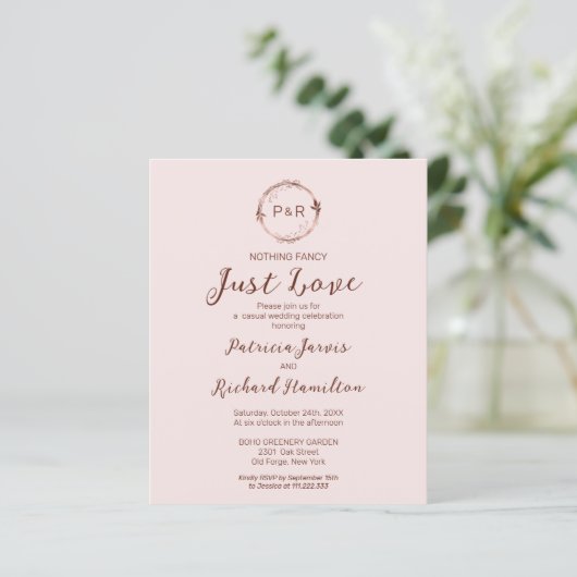 Niets Fancy Monogram Budget Wedding Invitaties (Staand voorkant)
