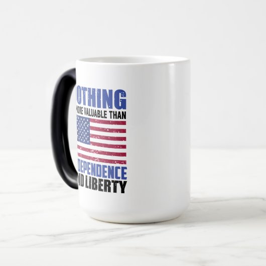 Niets is waardevoller dan onafhankelijkheid en lib magische mok (Voorkant links)