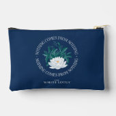 Niets komt uit het niets - de witte lotus etui (Achterkant)