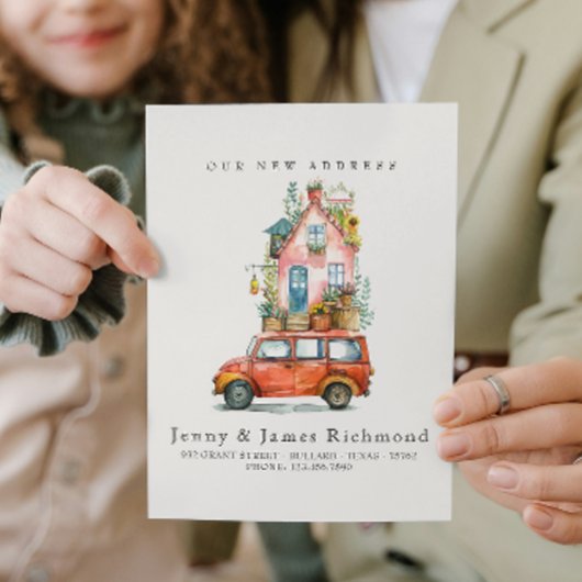 Nieuw adres in auto die naar huis gaat aankondiging